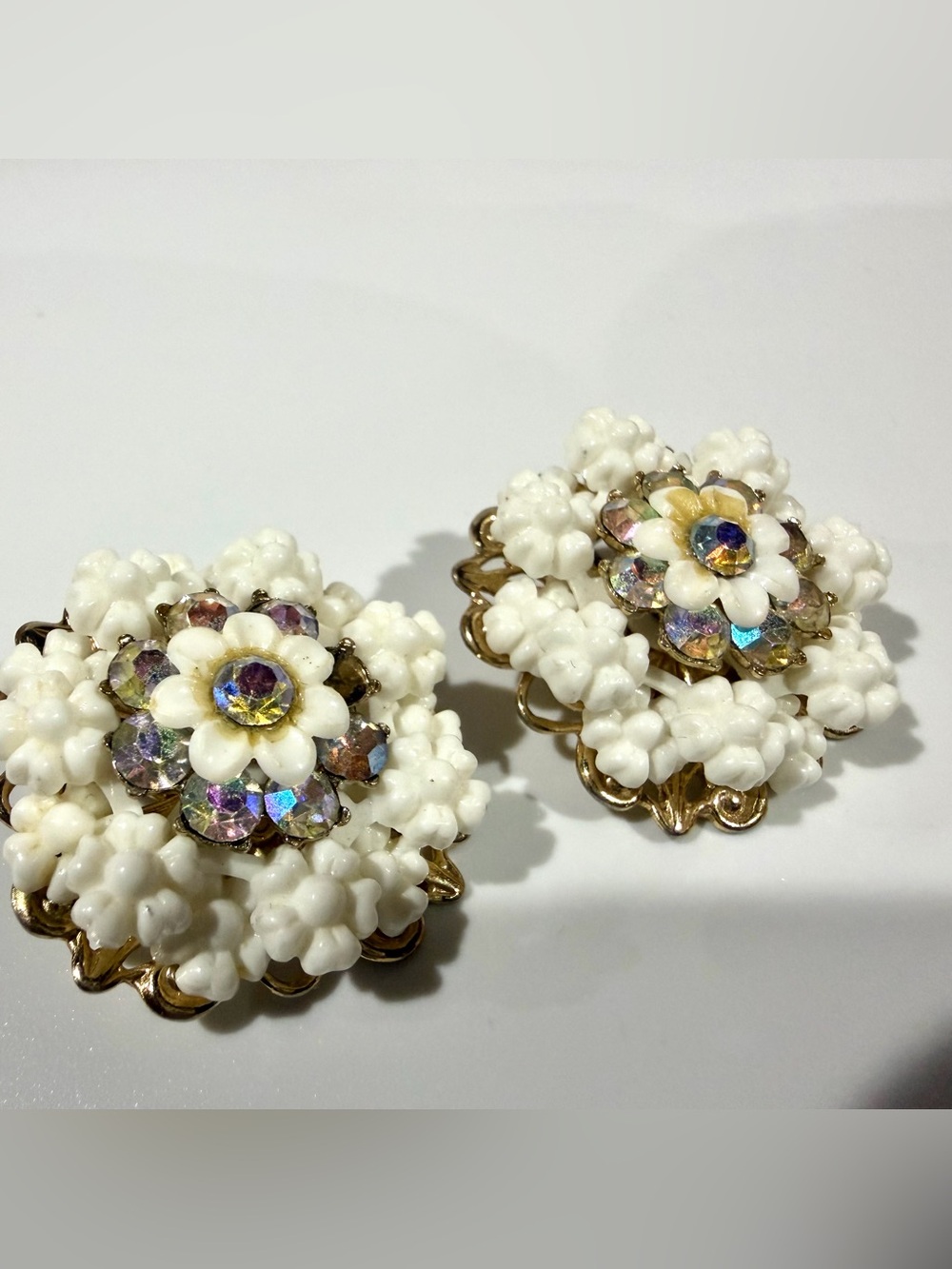 Vintage 1960s CORO White Flower Aurora Borealis Rhinestone Gold Clip on Earrings